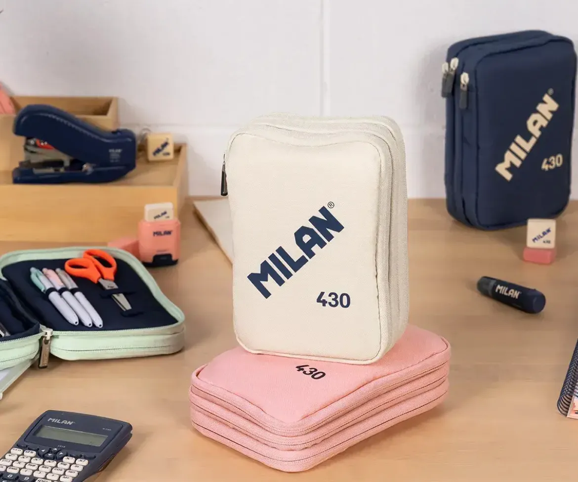 Estuche Plumier 3 Pisos con Material Escolar Beige MILAN 430 since 1918