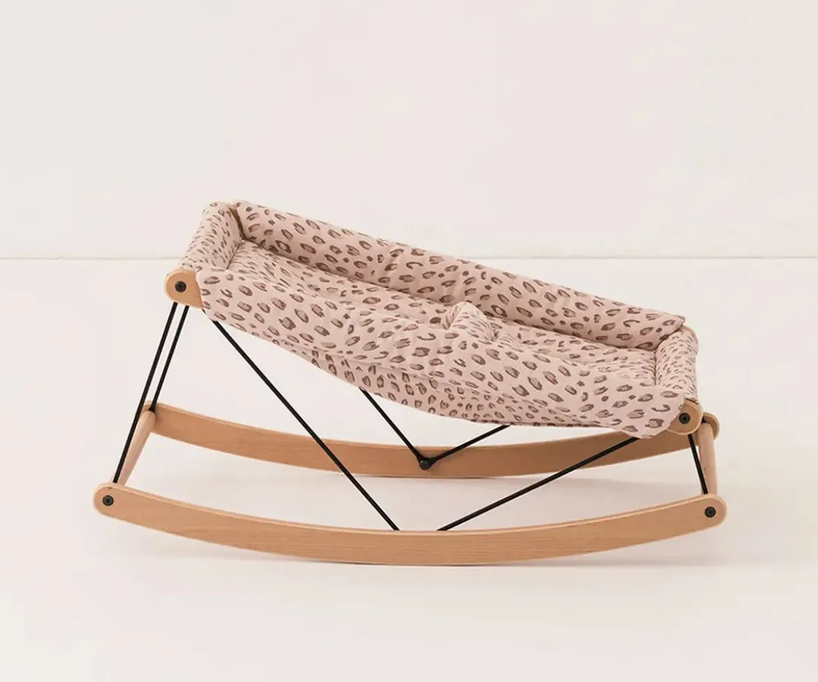 Hamaca para Bebé Growing Green con Funda Leonie Latte