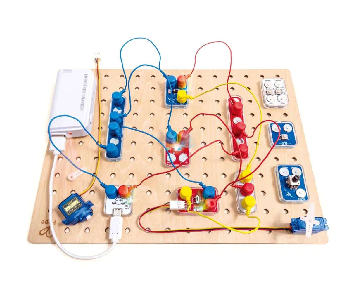 LabBox Circuit Explorer Boost 47piezas