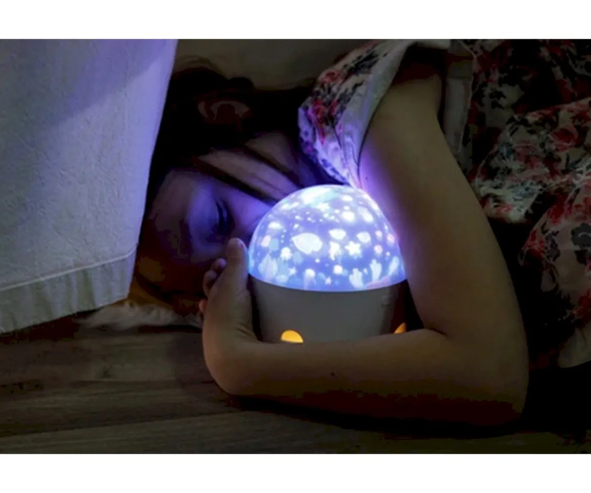Luz Nocturna GIOstar Casita con Caja de Música