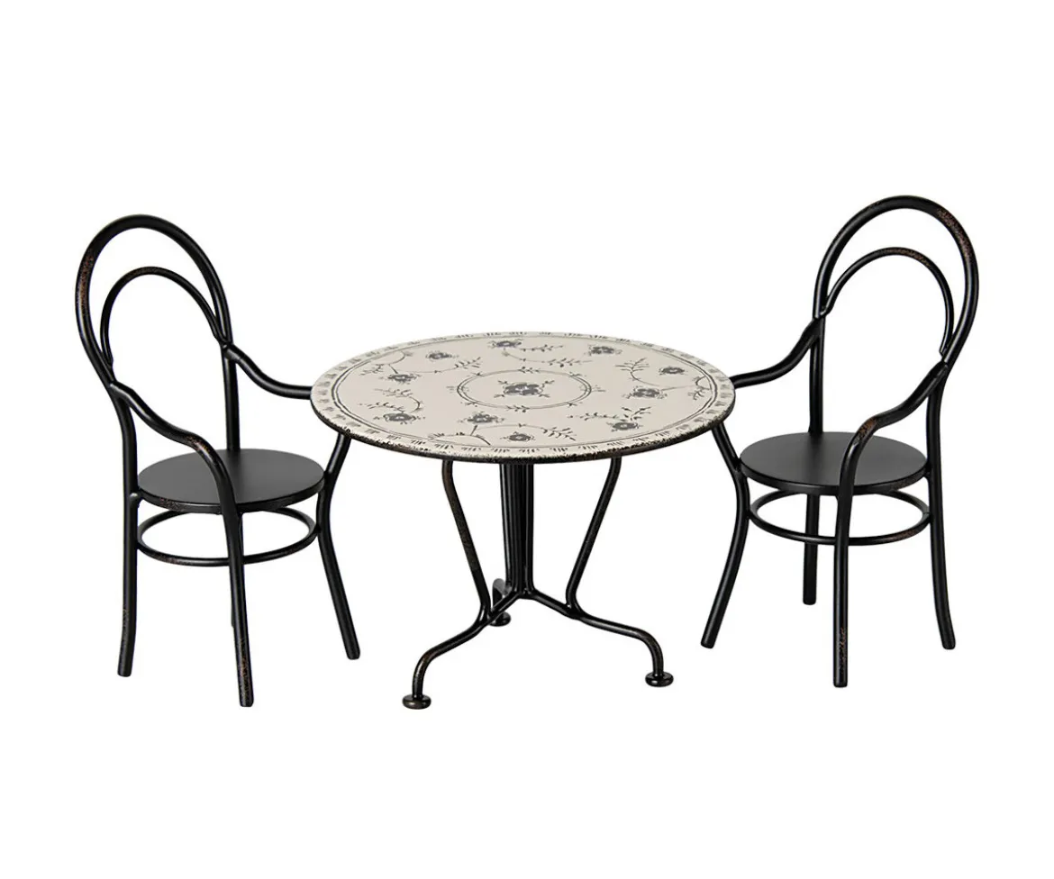 Mesa de Comedor Maileg con 2 Sillas
