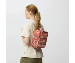 Mochila Kanken Graphics Mini Nimbus Blue Hidden Animals
