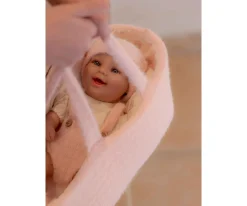 Muñeca Elegance Gadi Rosa 33cm con Capazo