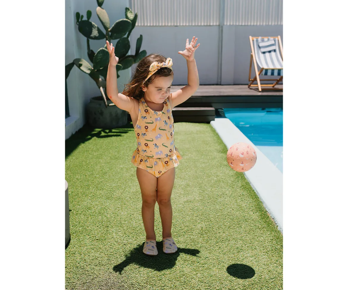 Pelota Pequeña Camping