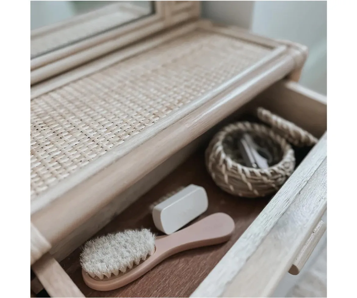 Primer Cepillo para Bebé Soft Blush